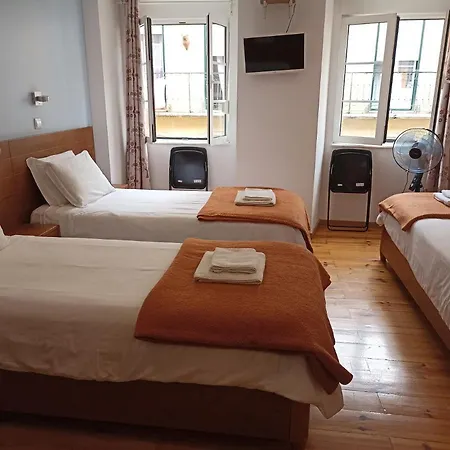 Martim Moniz 28 Guest House-2